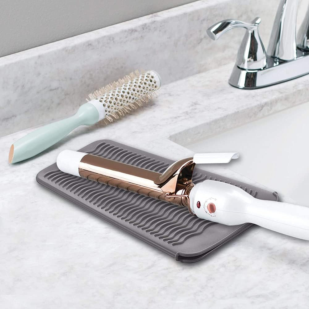 Heat Resistant Mat for Hair Tools, Silicone Heat Mat & Holder for Curling Iron, Professional Portable Travel Flat Iron Mat Pad Pouch Case Cover for Countertop